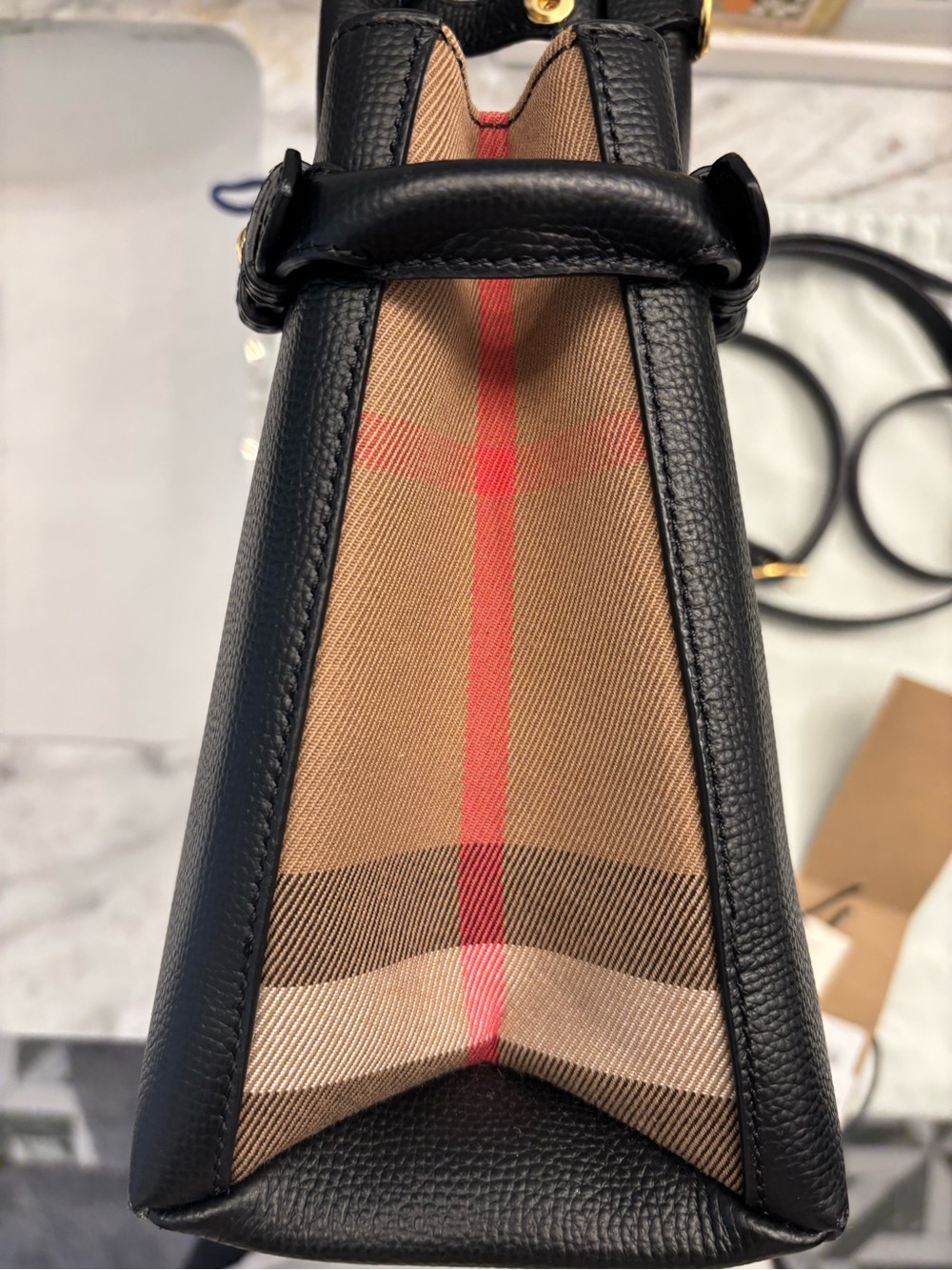 100% AUTHENTIC Burberry Derby Calfskin House Check Banner Tote Small, Like new! - Picture 11 of 15